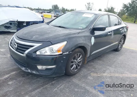 2015 Nissan Altima 2.5 S from USA, damaged, VIN 1N4AL3AP5FN922337